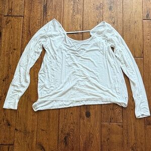 Zyia White Long Sleeve Women's Top